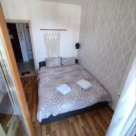 Private In Pirin Heights Apartment